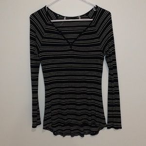 💖Bundle It!💖 Black and White Striped Henley Style Long Sleeve Shirt